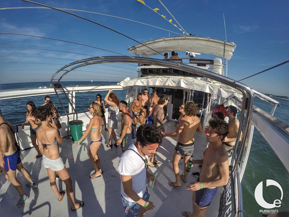 Panoramic Boat Party MiMa